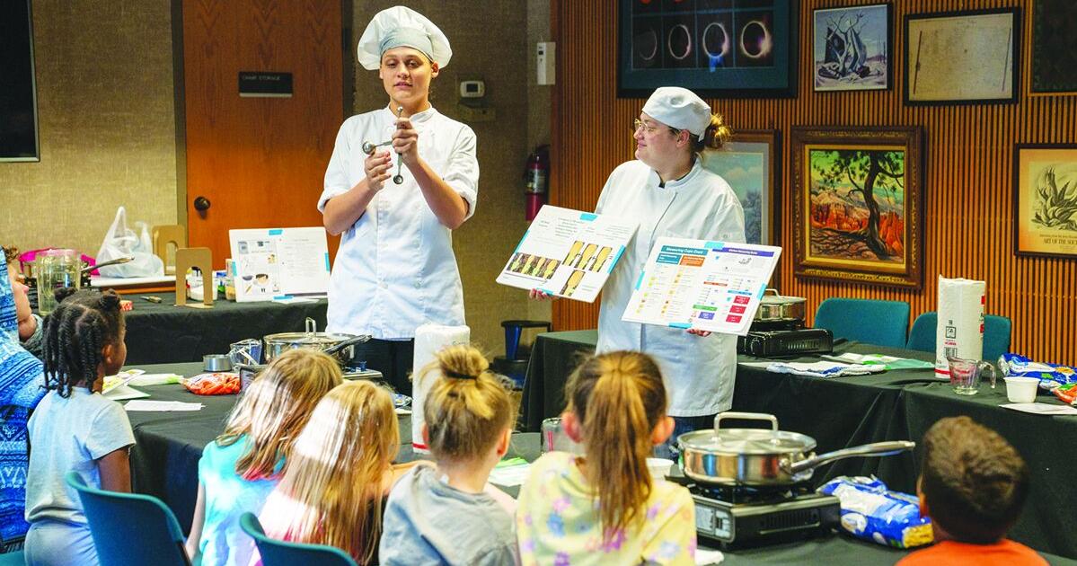 Paris Public Library hosts Cooking Class for Kids with help from North Lamar Students | News