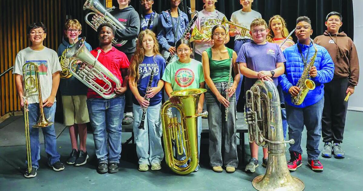 Paris Junior High college students chosen for All-Region Band | News