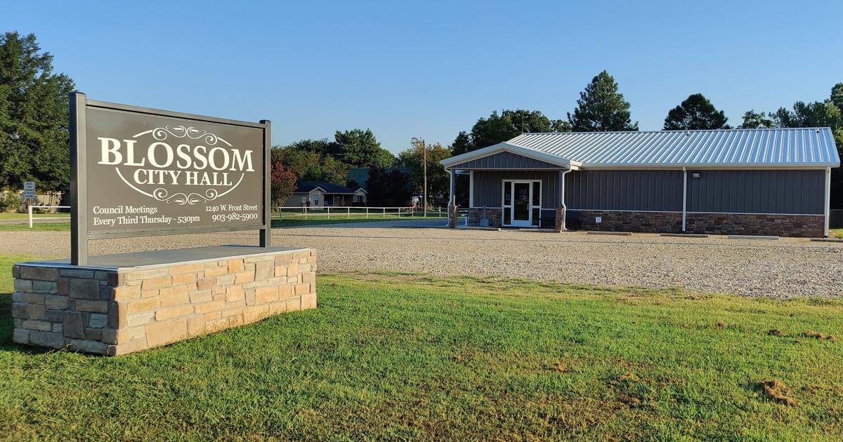 Example Substandard Building Blossom creates substandard building committee | News | theparisnews.com