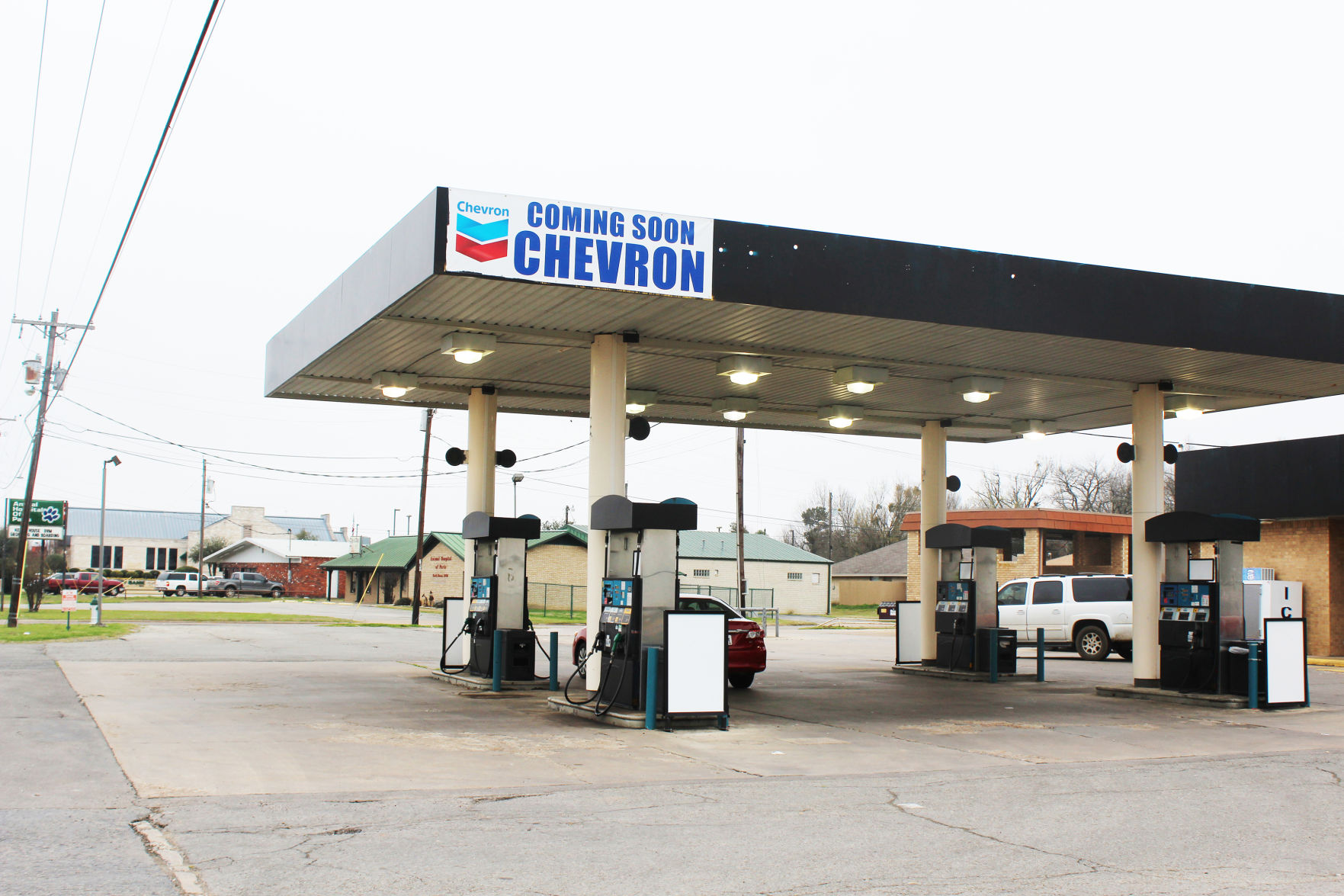 chevron gas station near rolling hills casino