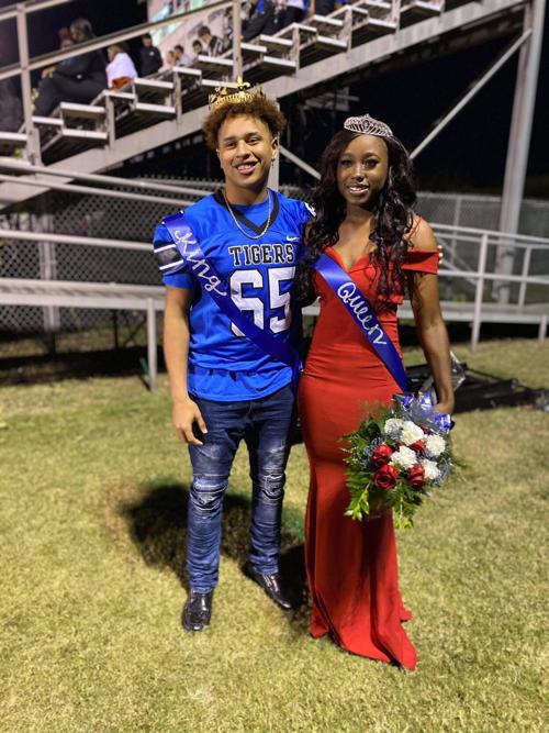 Community Faces | Clarksville High School Homecoming