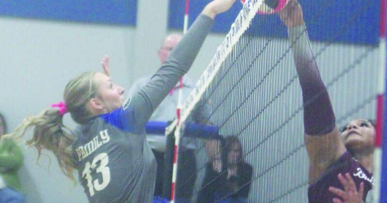 Flying into the sunset: No. 15 Detroit Lady Eagles down Avery in Senior Night victory Oct 22, 2026 4 hrs ago