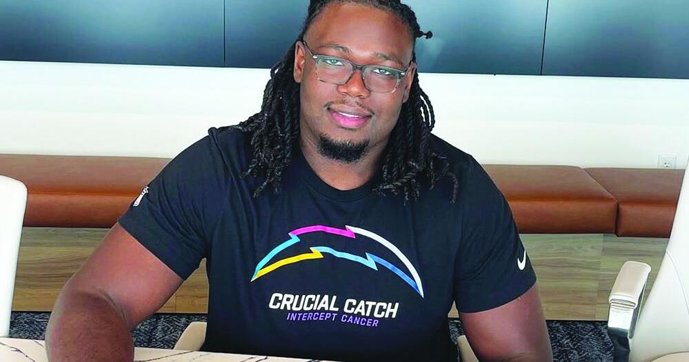2025 Year in Review: #10 — Lightning Bolt: Former Paris Wildcat football standout Elijah Ellis signs for NFL’s Chargers (June 19, 2025) | News