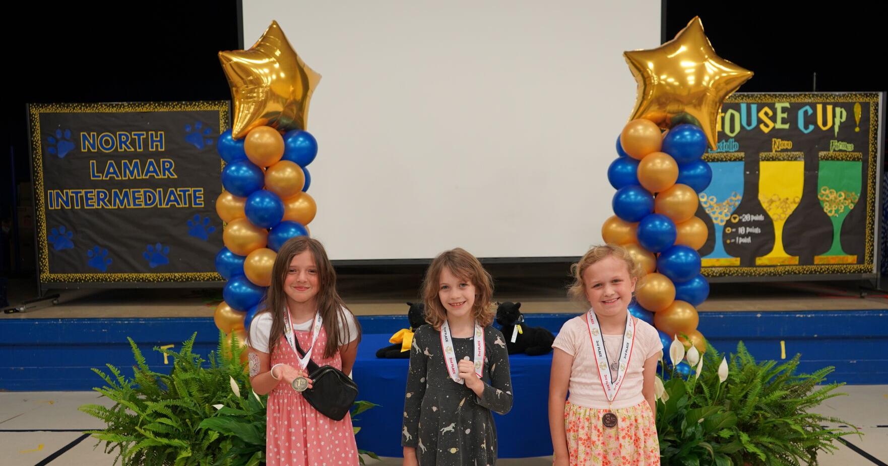Everett Elementary celebrates success of 3rd grade Science Fair - Vimarsana News