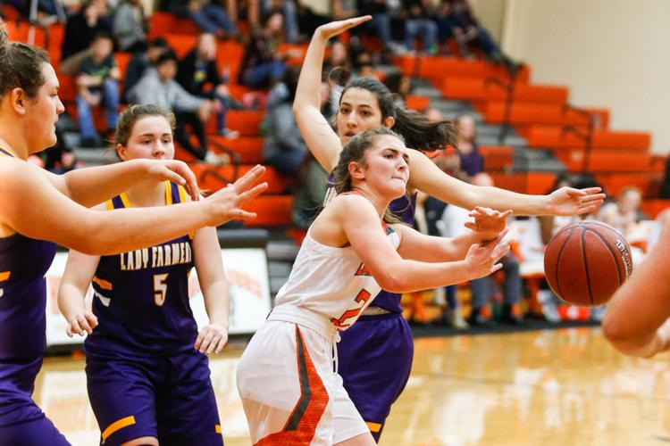 Honey Grove beats Farmersville; Lady Warriors fall by 7 Sports