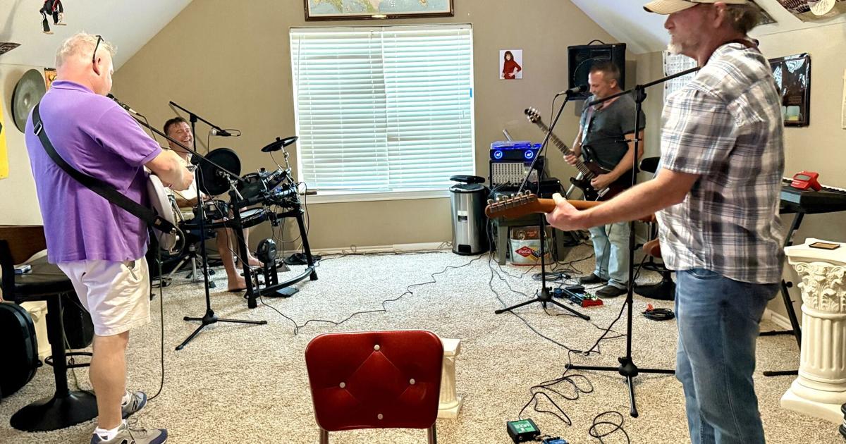 Small Local Band Local band finds joy in music | Lifestyles | theparisnews.com