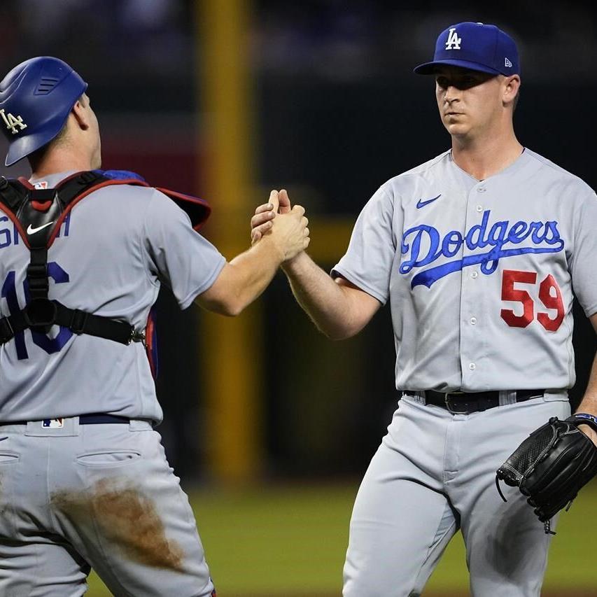 Dodgers rally for 5 runs in the 8th to beat the Padres 10-5