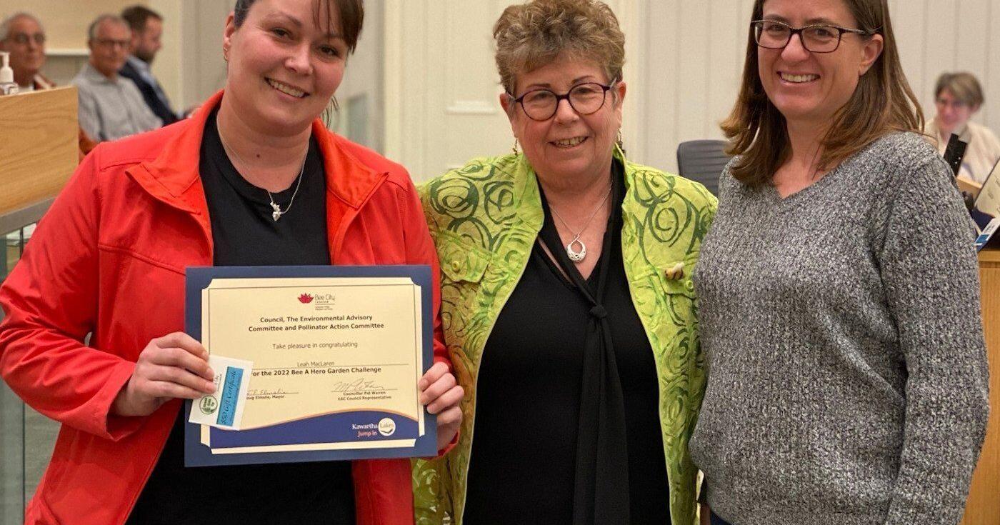 Kawartha gardeners don gloves, not capes, to Bee a Hero - Vimarsana News