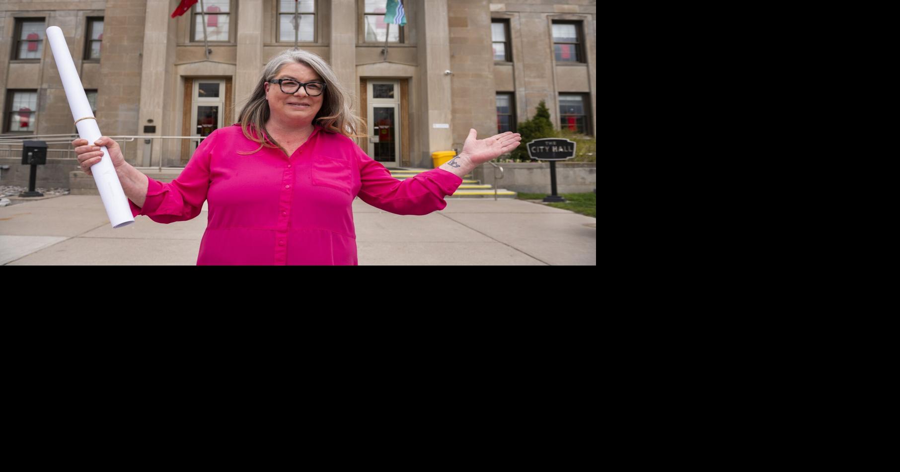 Three more council candidates register for October election