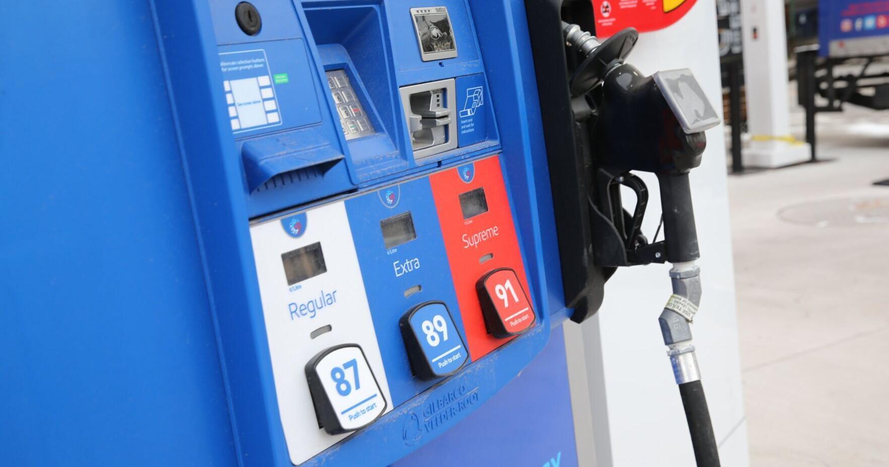 Ontario gas prices rising this weekend : GTA forecast