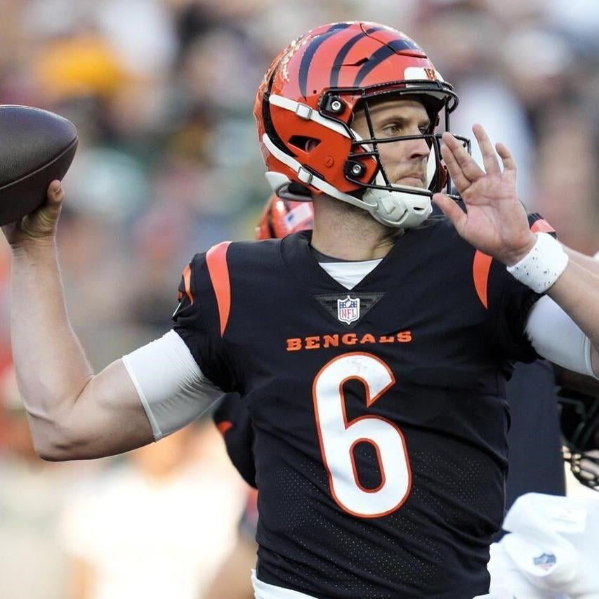 Bengals' Burrow quiet on contract talks as minicamp opens