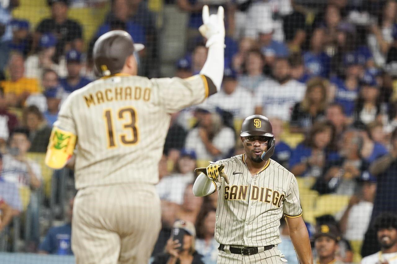 Soto gets 2 hits, standing ovation as Padres beat Nats 10-5