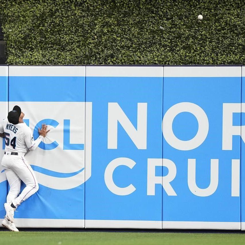 Flaherty flawless, Molina mashes homer as Cardinals crush Marlins 