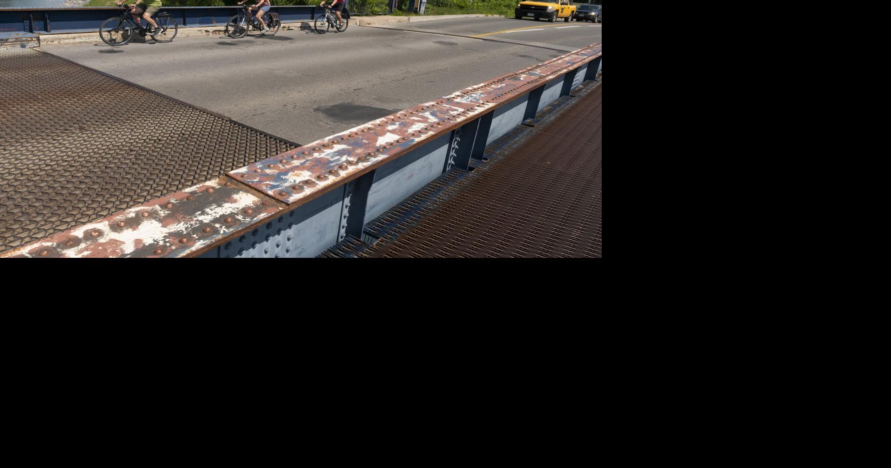 Peterborough cyclists oppose bridge plan without bike lanes