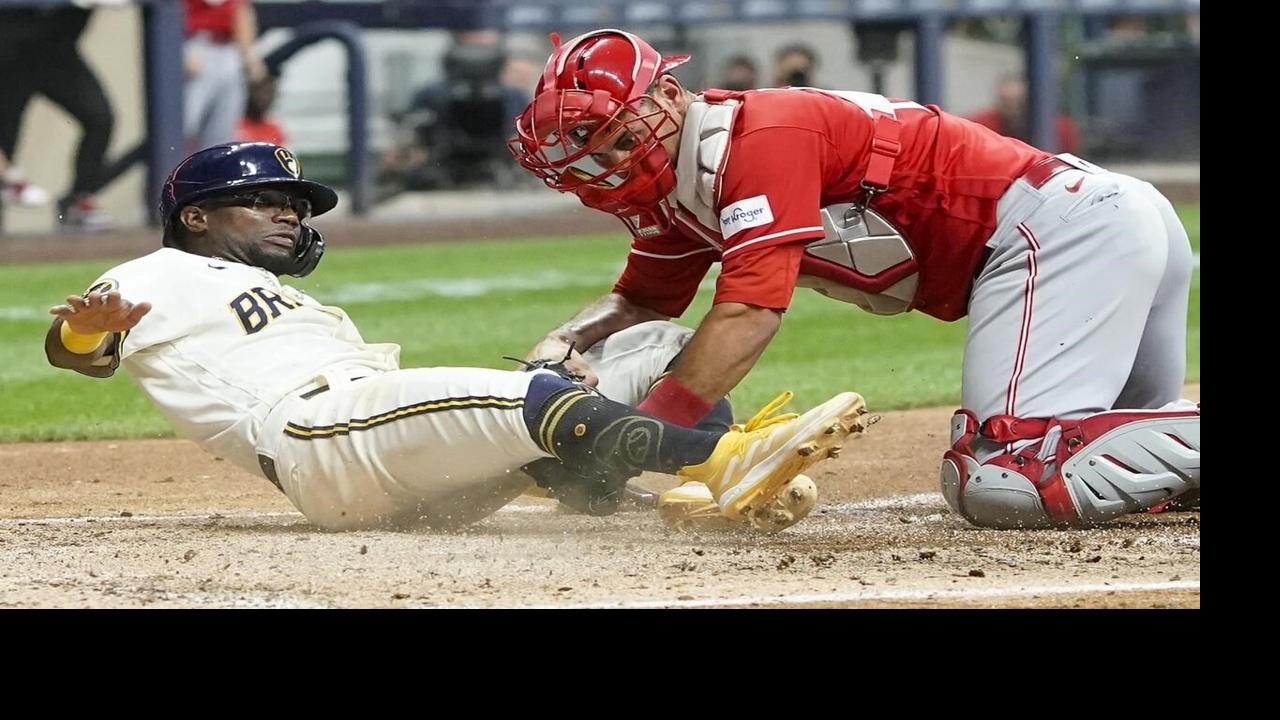 Brewers move closer to NL Central title as Caratini, Perkins homer in 6-0  win over Cardinals