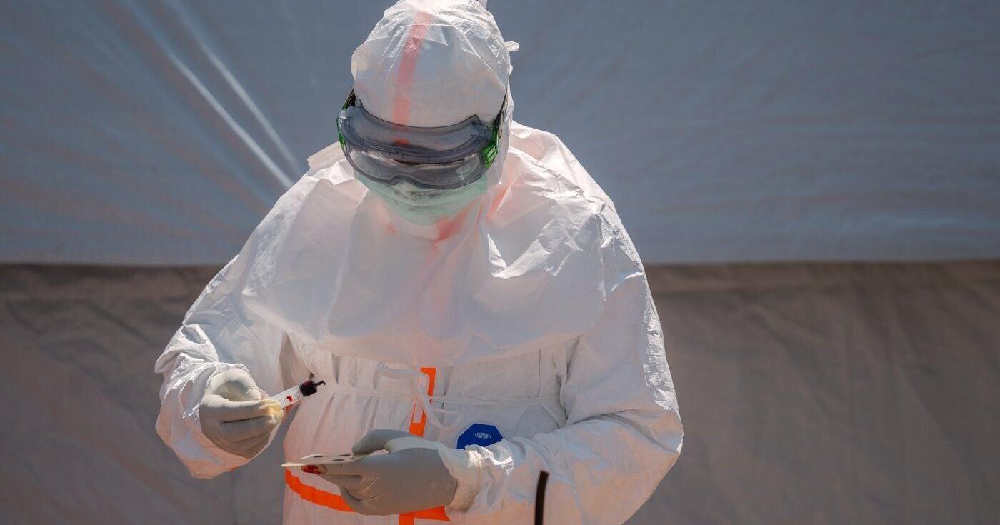 Ottawa to temporarily ban foreign nationals travelling from Congo over Ebola risk