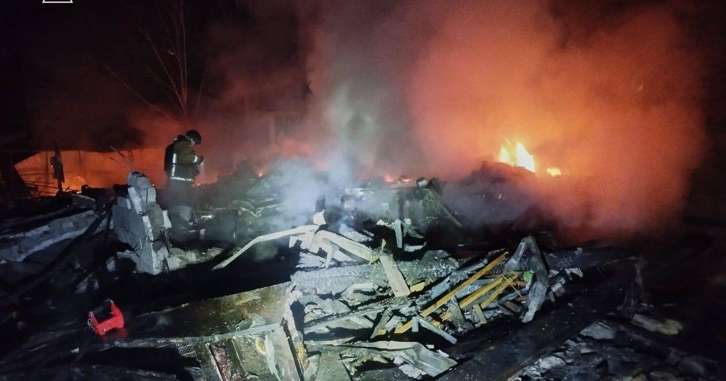 Russian drone attack kills 3 in southern Ukraine as further US - led peace talks approach