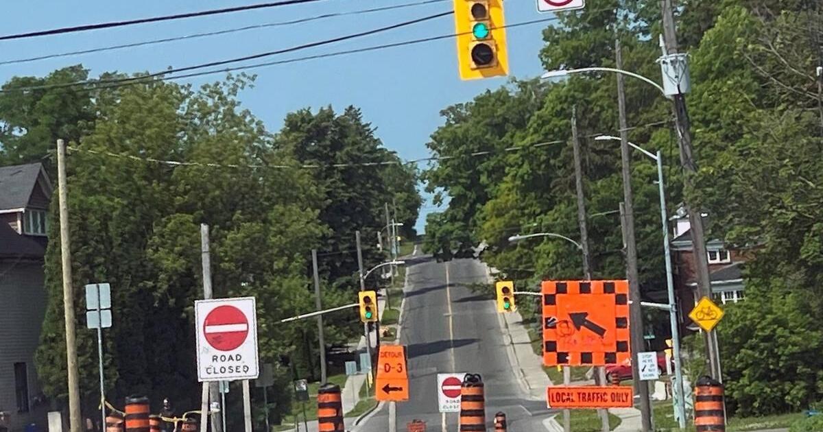 A section of busy Parkhill Road West in Peterborough closed for most of the year for construction - Vimarsana News