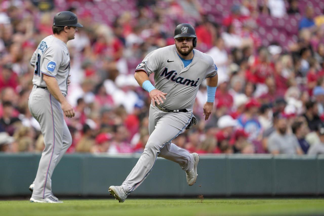 Castellanos slugs 2-run homer in 9th inning as Phillies rally to beat the  Marlins 3-1