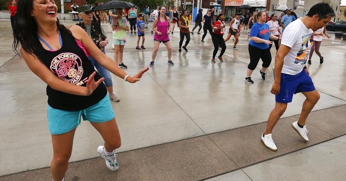 Photos: Zumba time as Peterborough celebrates its parks - Vimarsana News