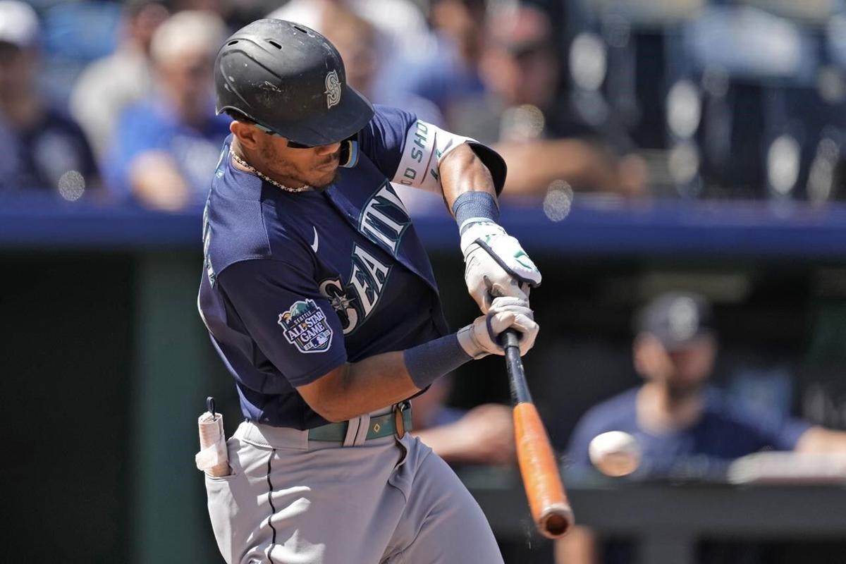 Moore homers twice and Rodriguez sets hits record as Mariners rout