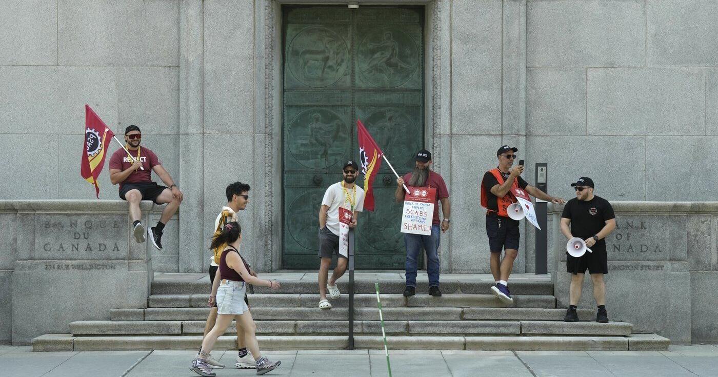 Bank of Canada ordered for second time not to use replacement workers during strike