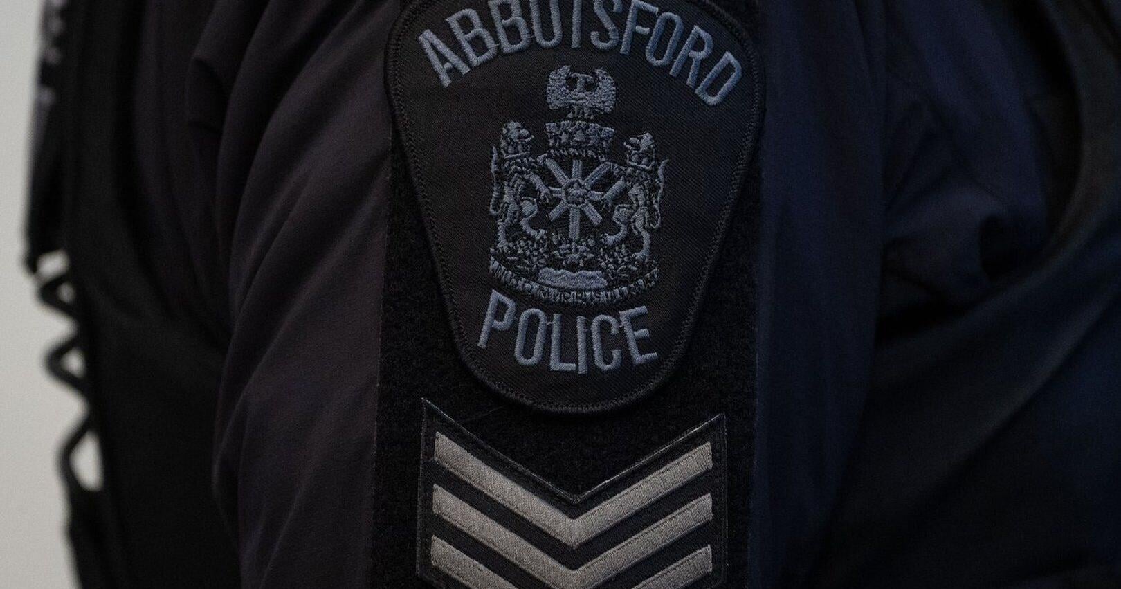 No consideration of charges for Abbotsford , B . C ., officer in fatal arrest : IIO