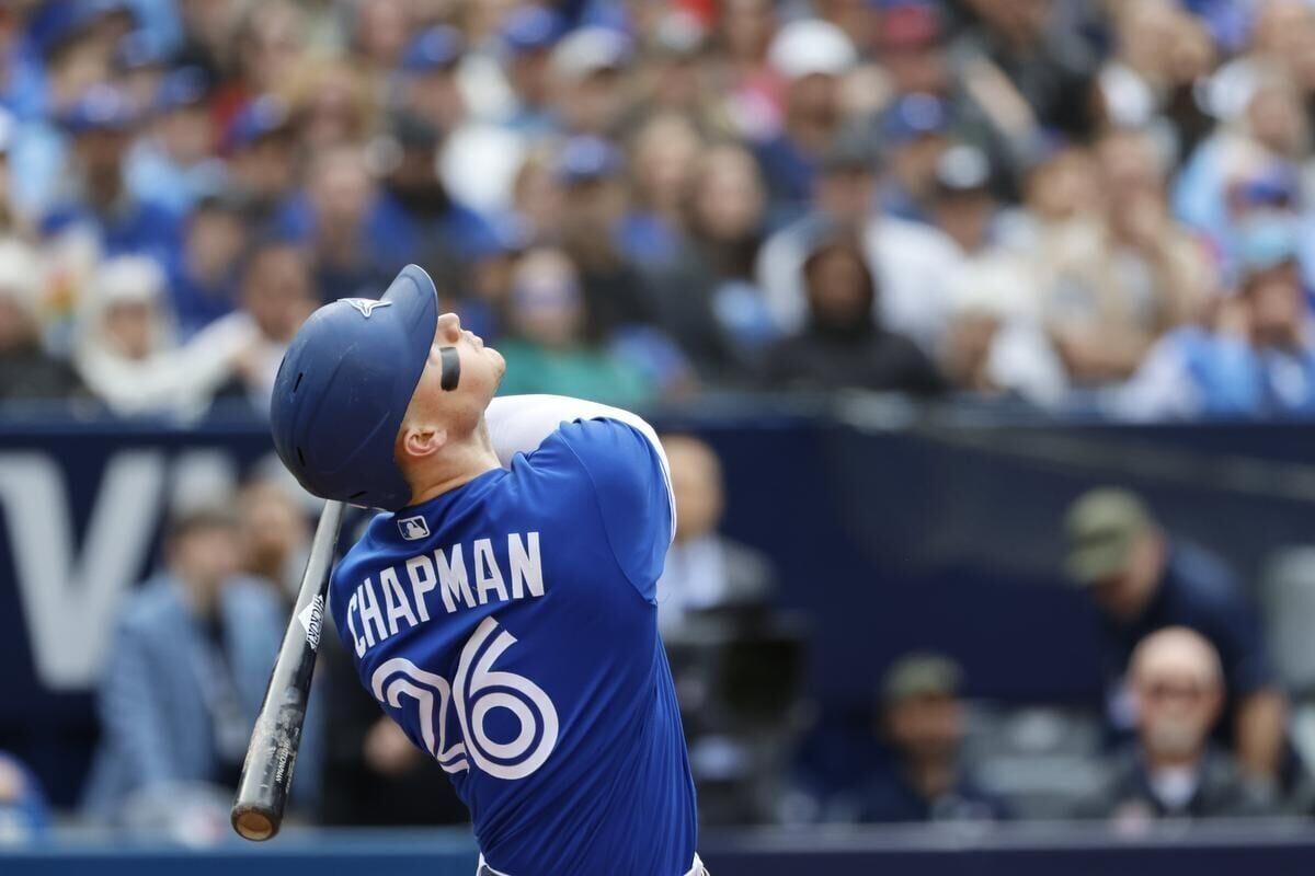 Jays' Chapman out for series finale against Cubs