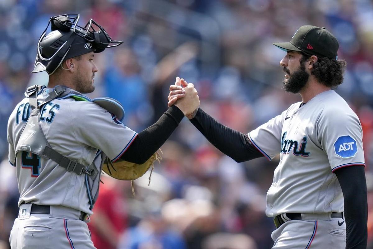 Chisholm's homer leads Marlins over Giants 4-2