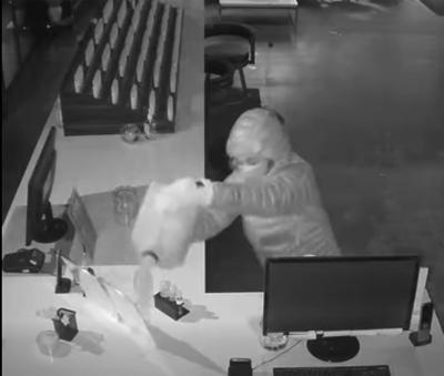 Peterborough vape shop arsons raise fears of organized crime