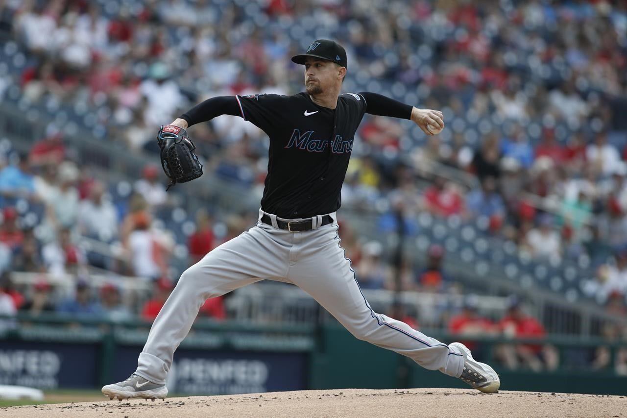 Braves beat Marlins 2-1, clinch 5th straight NL East title