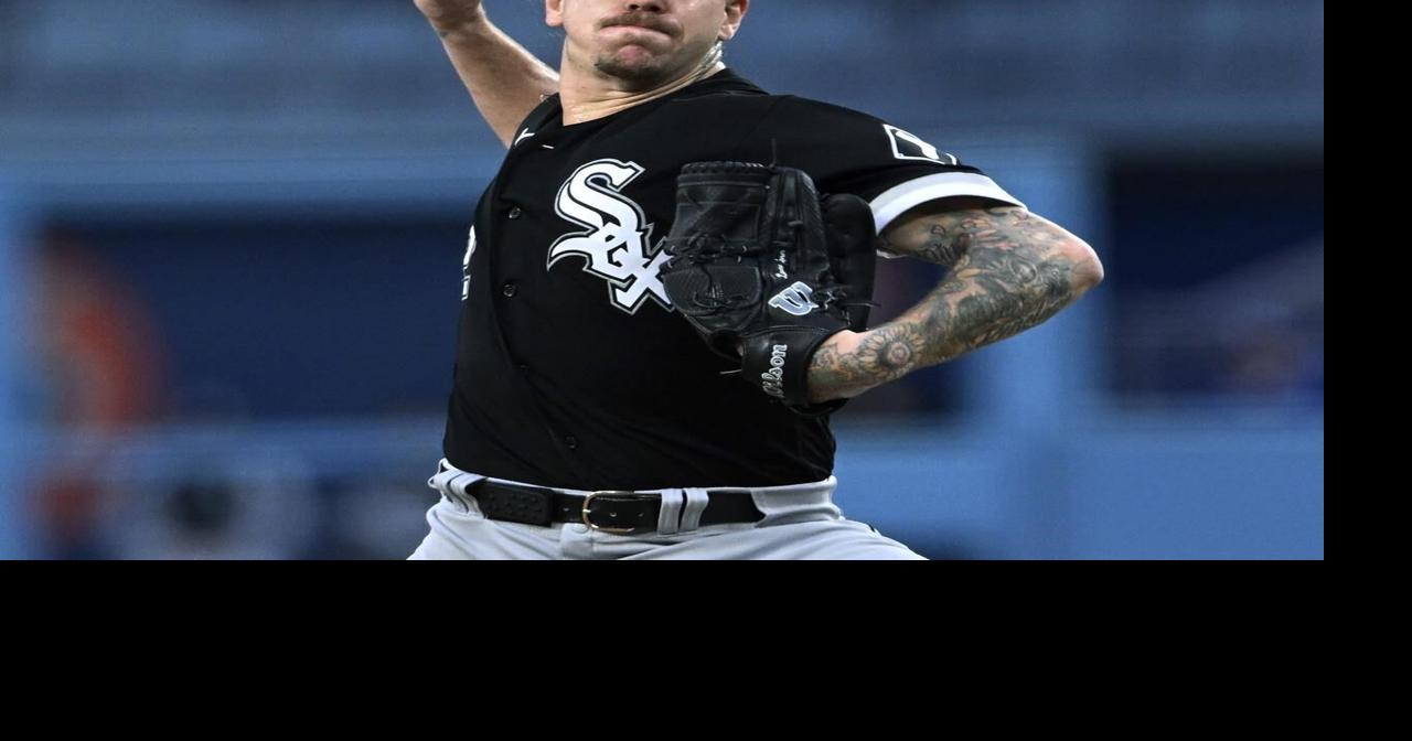 White Sox's Clevinger leaves start against Dodgers in 5th inning