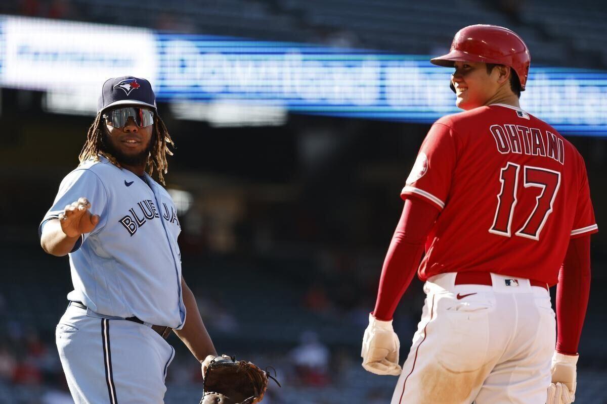 Dodgers beat Texas 11-5 in return to Globe Life Field, where they won 2020  World Series; Seager hurt