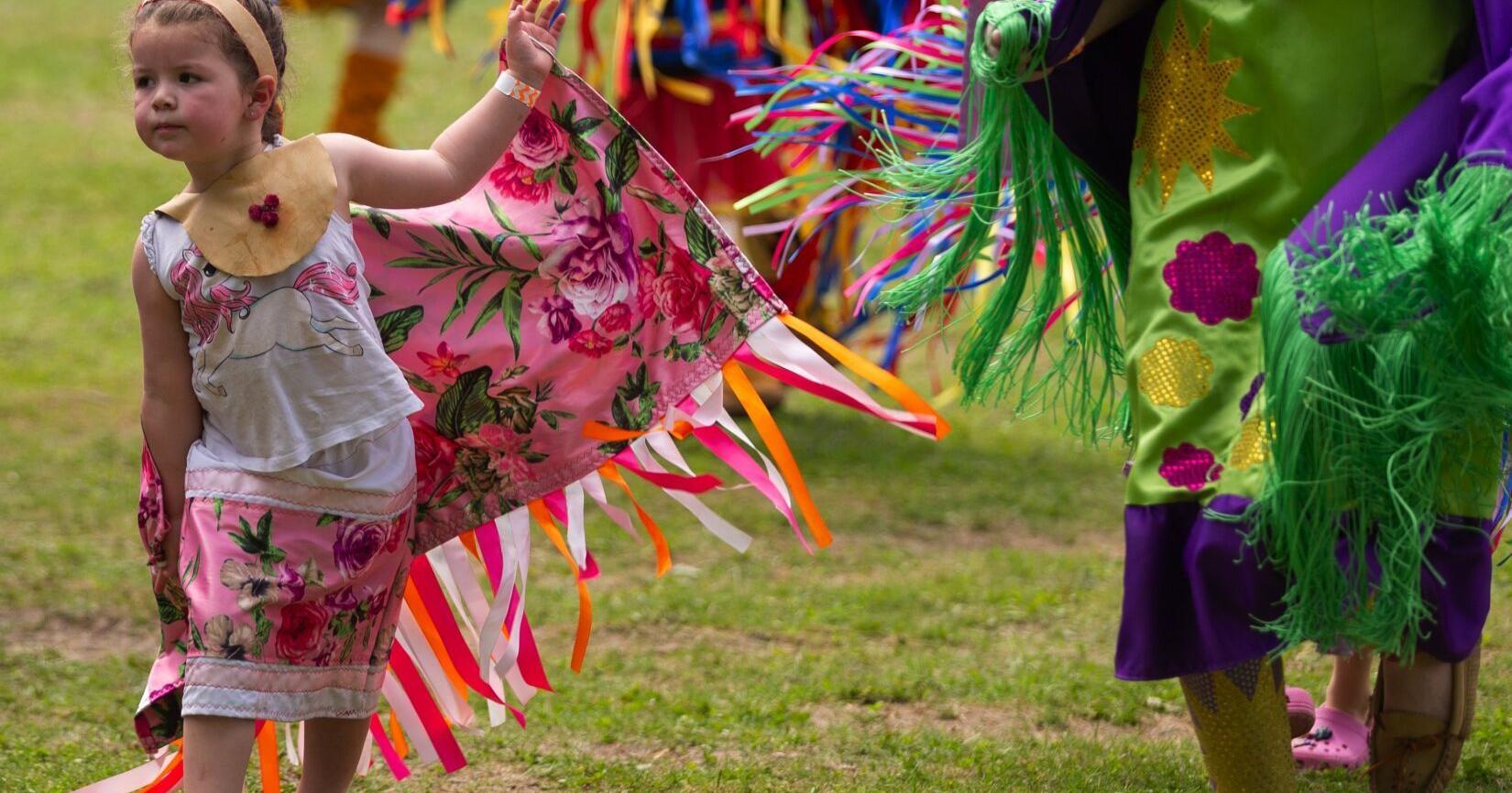 Tradition celebrated at Hiawatha powwow - Vimarsana News
