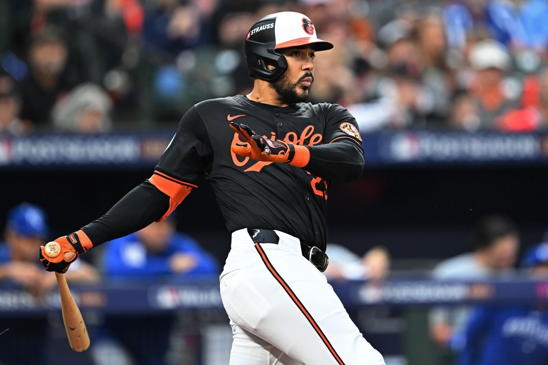 Blue Jays pay extra to sign power-hitting Anthony Santander Blue Jays pay extra to sign power-hitting Anthony Santander