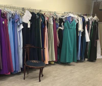 Building owners donate formal dresses to P-O students | Progress News