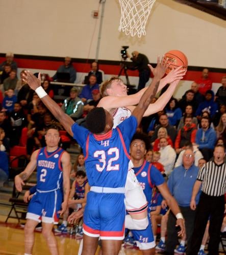 Cole Miller to the hoop