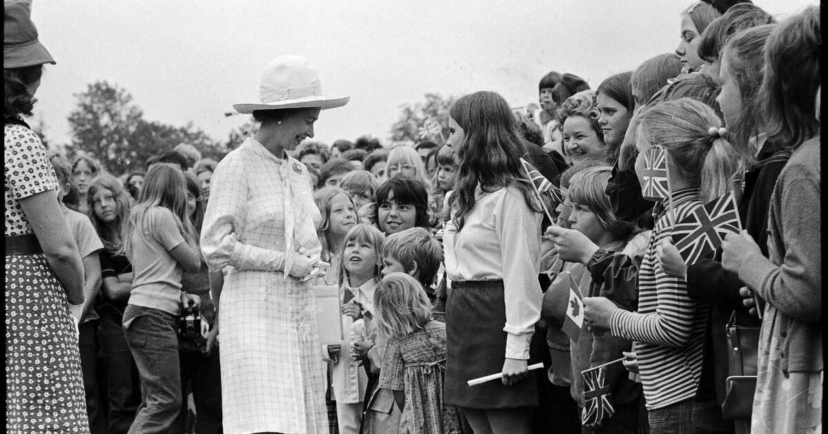 Local residents and politicians reflect on Queen Elizabeth’s death