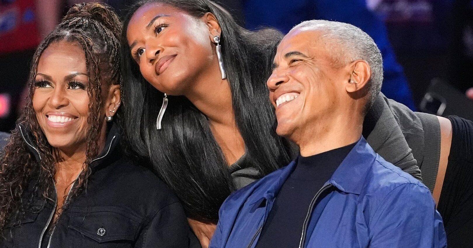 A  clown  who wouldnt go away : Inside Obama team blind spot on Trump