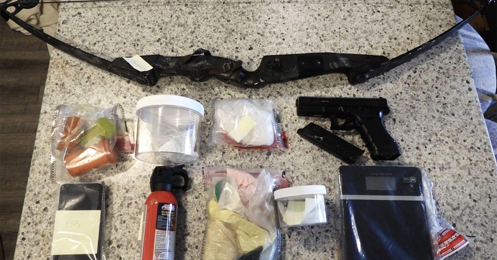 2 men face charges in Cambridge after weapons , drugs seized