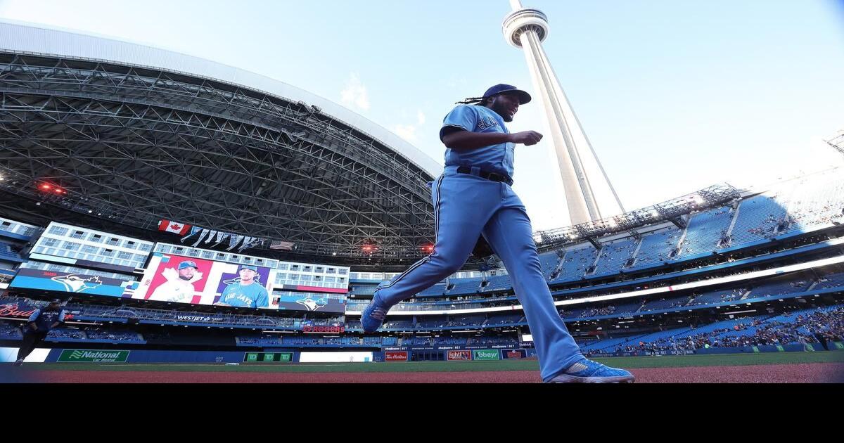 Vladimir Guerrero Sr. gets special honor for Angels' home opener vs. Vladimir  Guerrero Jr., Blue Jays