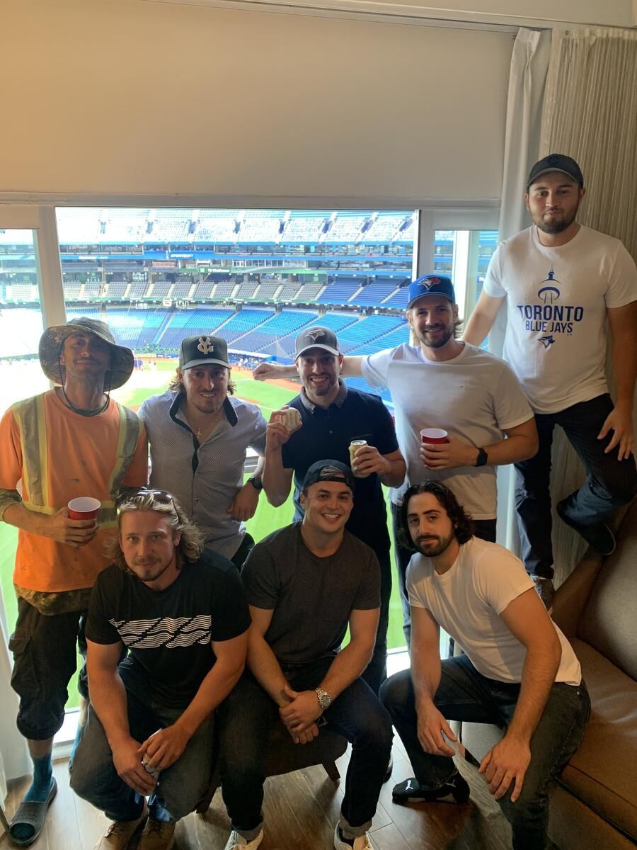 Blue Jays players arrive in Toronto and go into isolation in hotel at Rogers  Centre