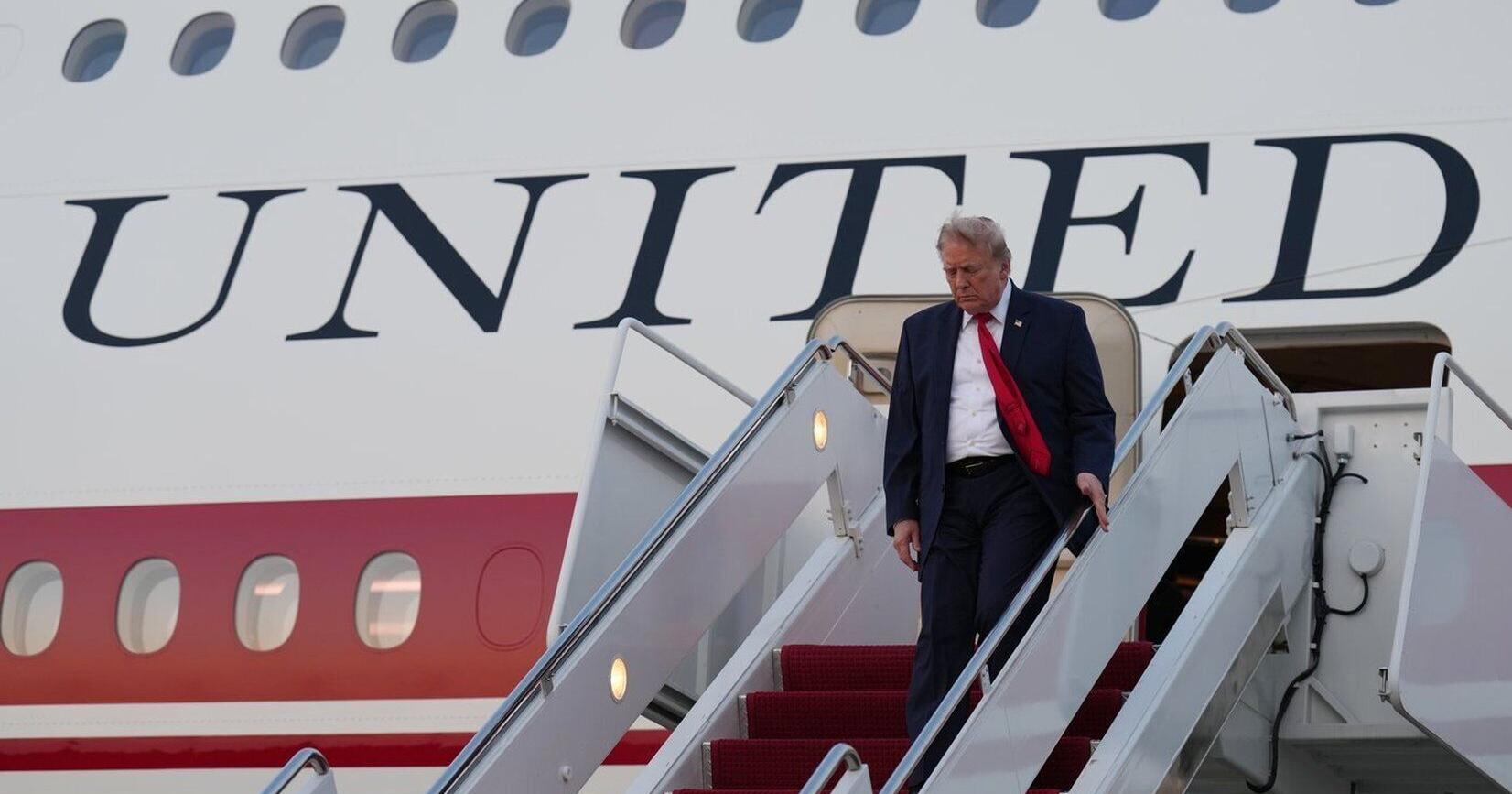 White House : Trump to fly old Air Force One for about a month as Qatari - gifted jet gets upgrades