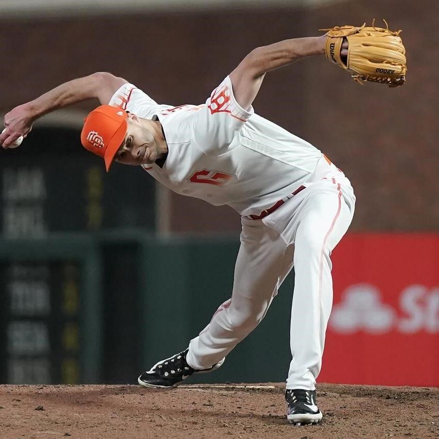 Triston Casas homers, hits RBI double to lead Red Sox past Giants 3-2 for  fifth straight win