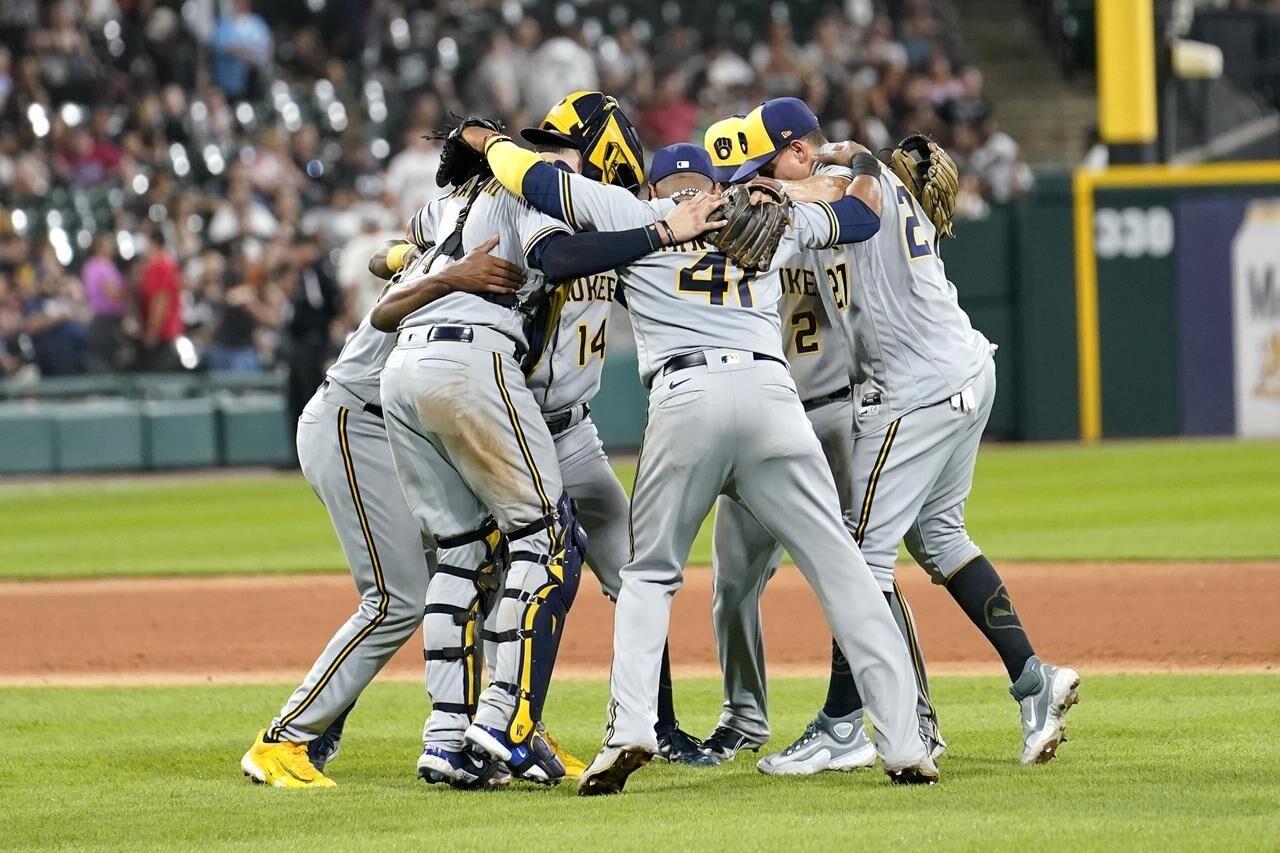 Carlos Santana hits 3-run homer as Brewers sweep White Sox 7-3