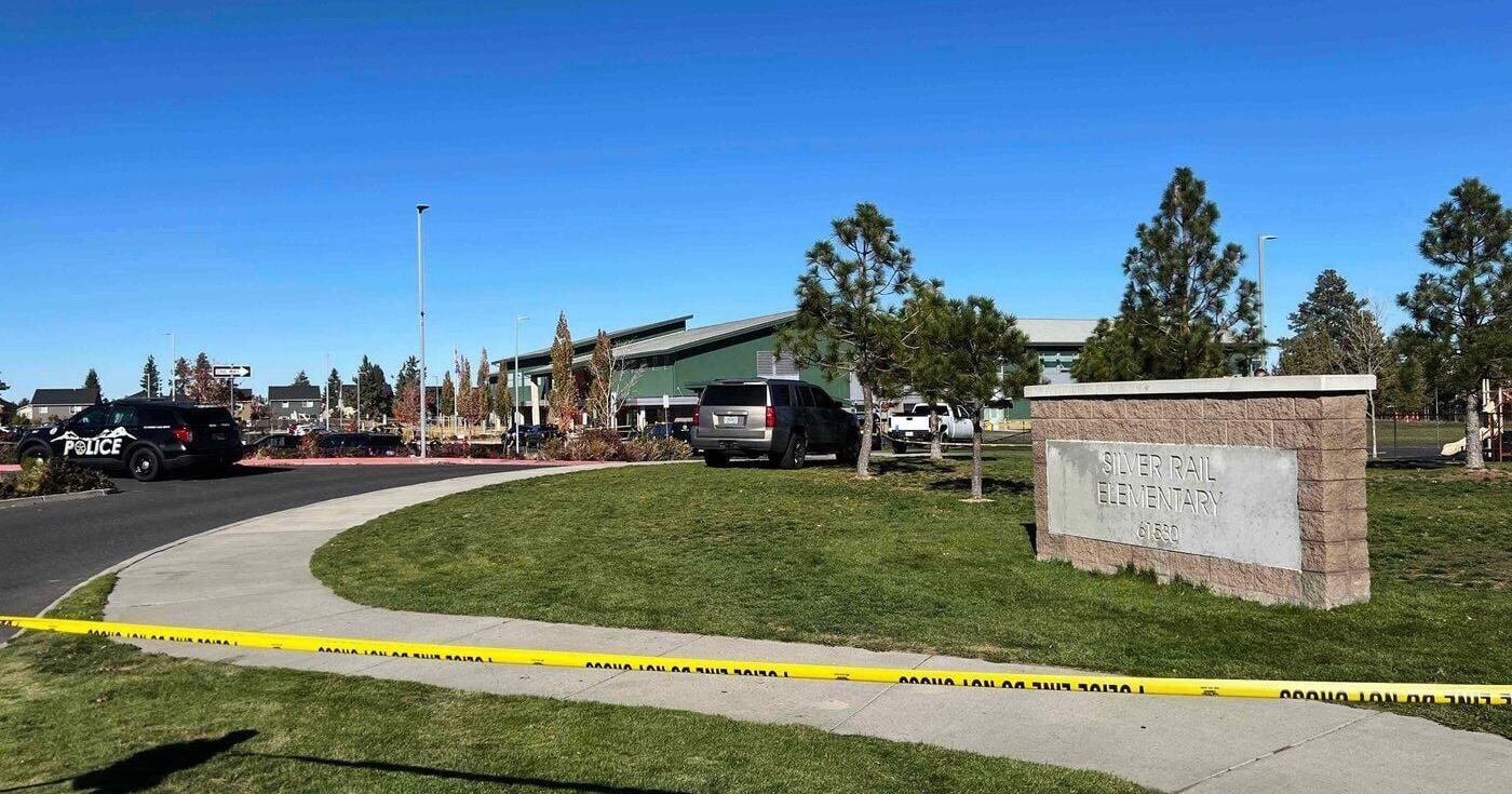 5 people believed dead following shooting at Oregon elementary school , 2 officials tell AP