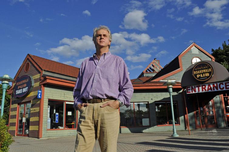 Controversial mom and pop Beach boardwalk restaurant now home to Tim