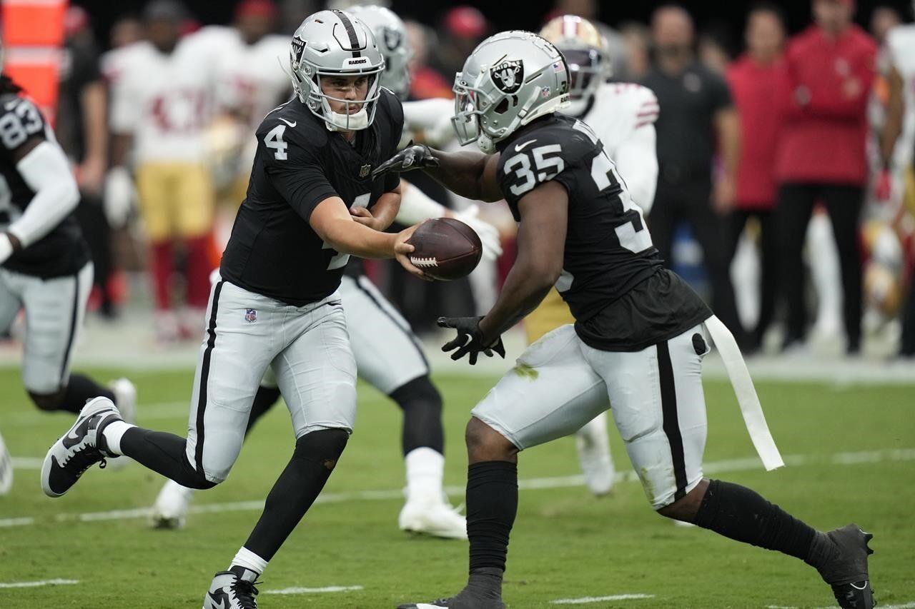 Derek Carr laments tough ending with Raiders but hopes hard lessons helped