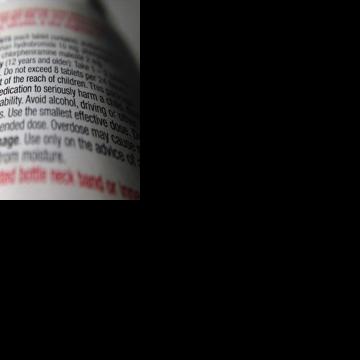 Difficult-to-read prescription labels risk drug errors