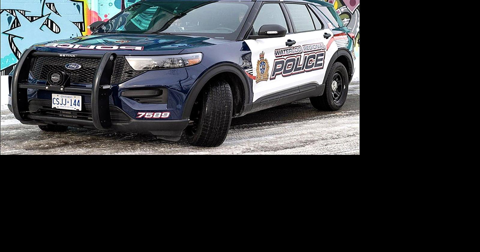 Police search suspects after Kitchener commercial robbery